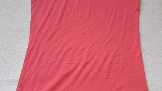Jahodově růžové bavlněné tílko vel. XL (44)