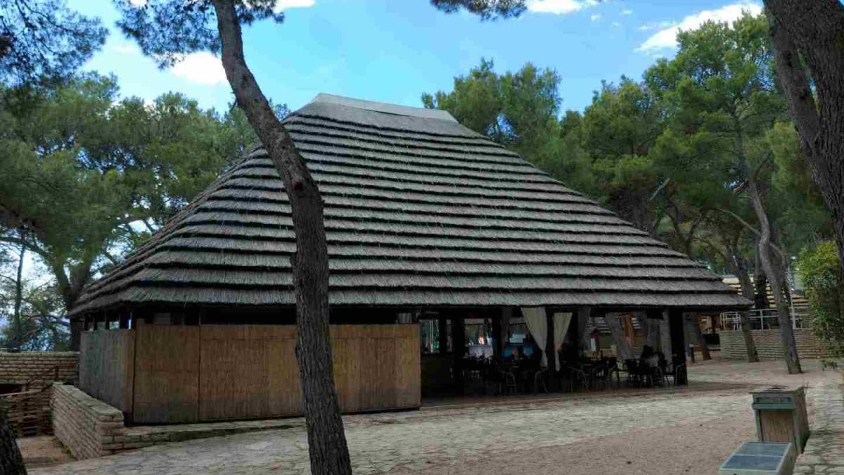 Pine beach resort Pakoštane tip na výlet u místa "Pakoštane" eMimino.cz