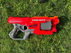 Obrázek k inzerátu: Pistole Mega Nerf s rota..