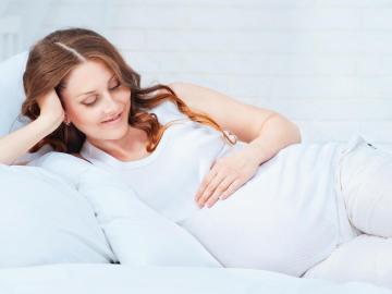 Snažení po třicítce: Jak přirozeně otěhotnět