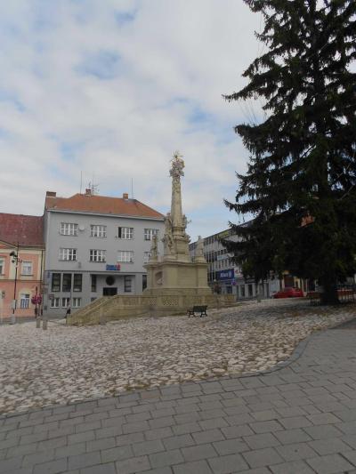 HUSTOPEČE