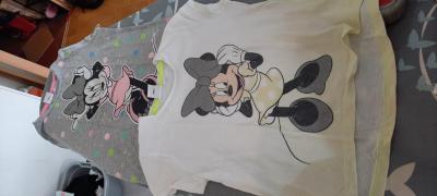 2x dívčí tričko značky disney, vel. 122.