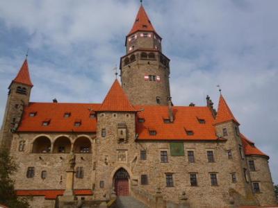 hrad Bouzov
