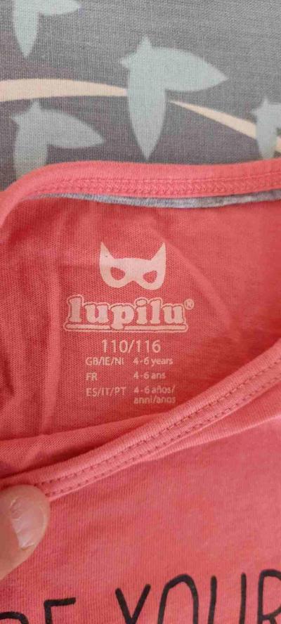 2x dívčí tričko značky lupilu, vel. 4-6 let