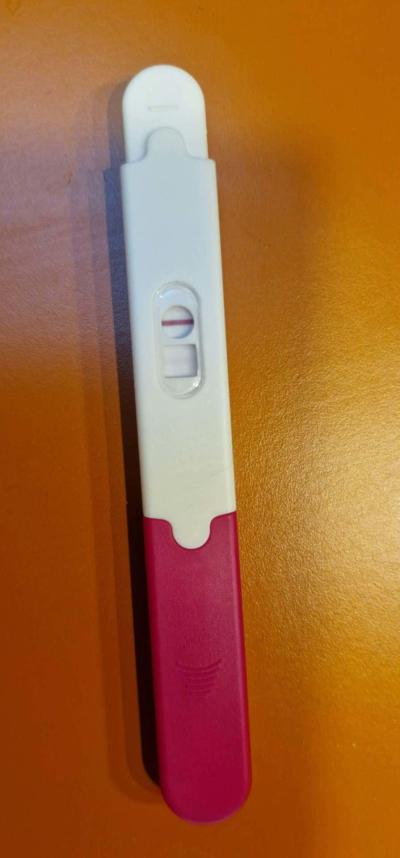 Testování a těhotenský test | Co myslíte, je to pozitivní?