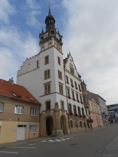 HUSTOPEČE