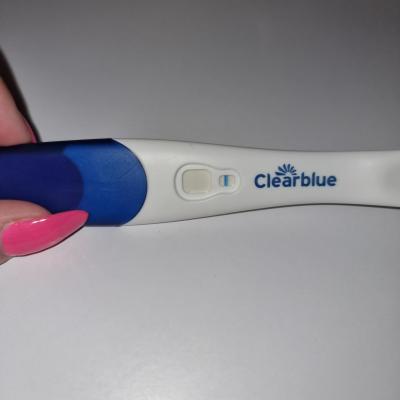 Testování a těhotenský test | Je tam duch? Slabá čárka v testu