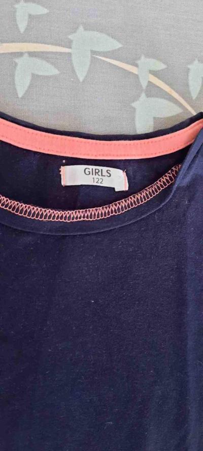 3x dívčí tričko značky  girls, vel. 122.