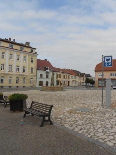 HUSTOPEČE