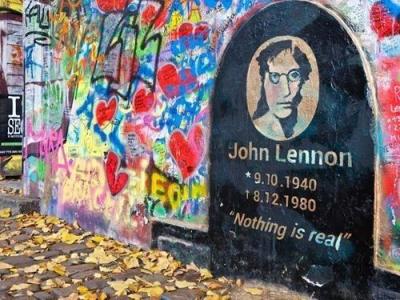 Lennon Wall