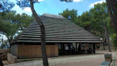Pine beach resort Pakoštane