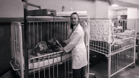 Autentické svědectví ukrajinské neonatoložky z ostřelovaného města