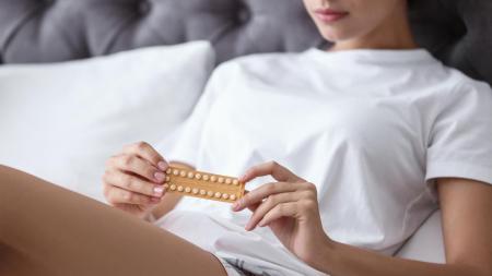Je hormonální antikoncepce bezpečná?