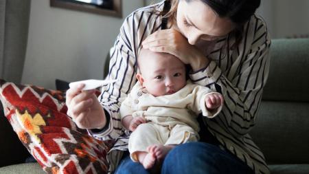 Měříte teplotu u miminek rektálně, nebo používáte digitální teploměry?