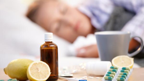 Pokud máte doma nemocné dítě, můžete mu podat tablety pro děti s obsahem 125 mg paracetamolu.