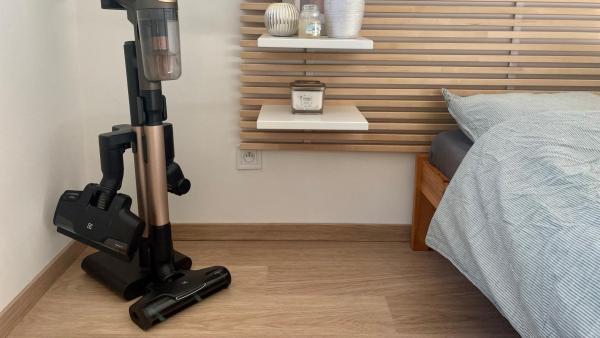 Tyčový vysavač Electrolux 800 Ultimate EP81U25ULT
