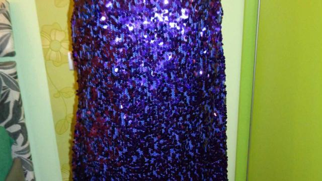 Luxusní fialové flitrové šaty UK 14