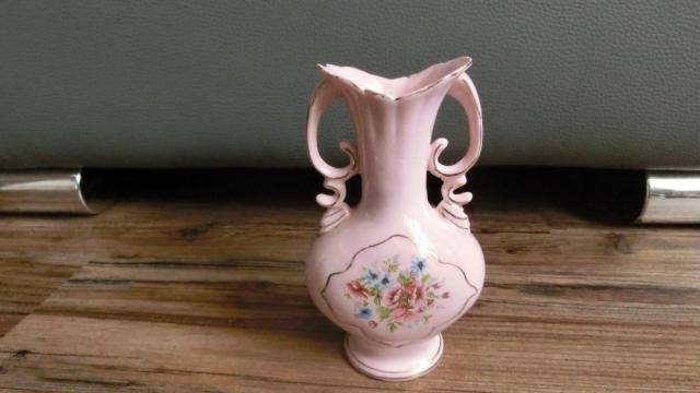 Váza vázička růžová porcelán růže Výška 14 cm