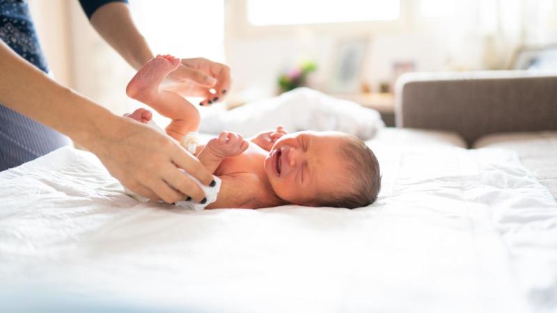 Jak poznat bolení bříška u novorozence?