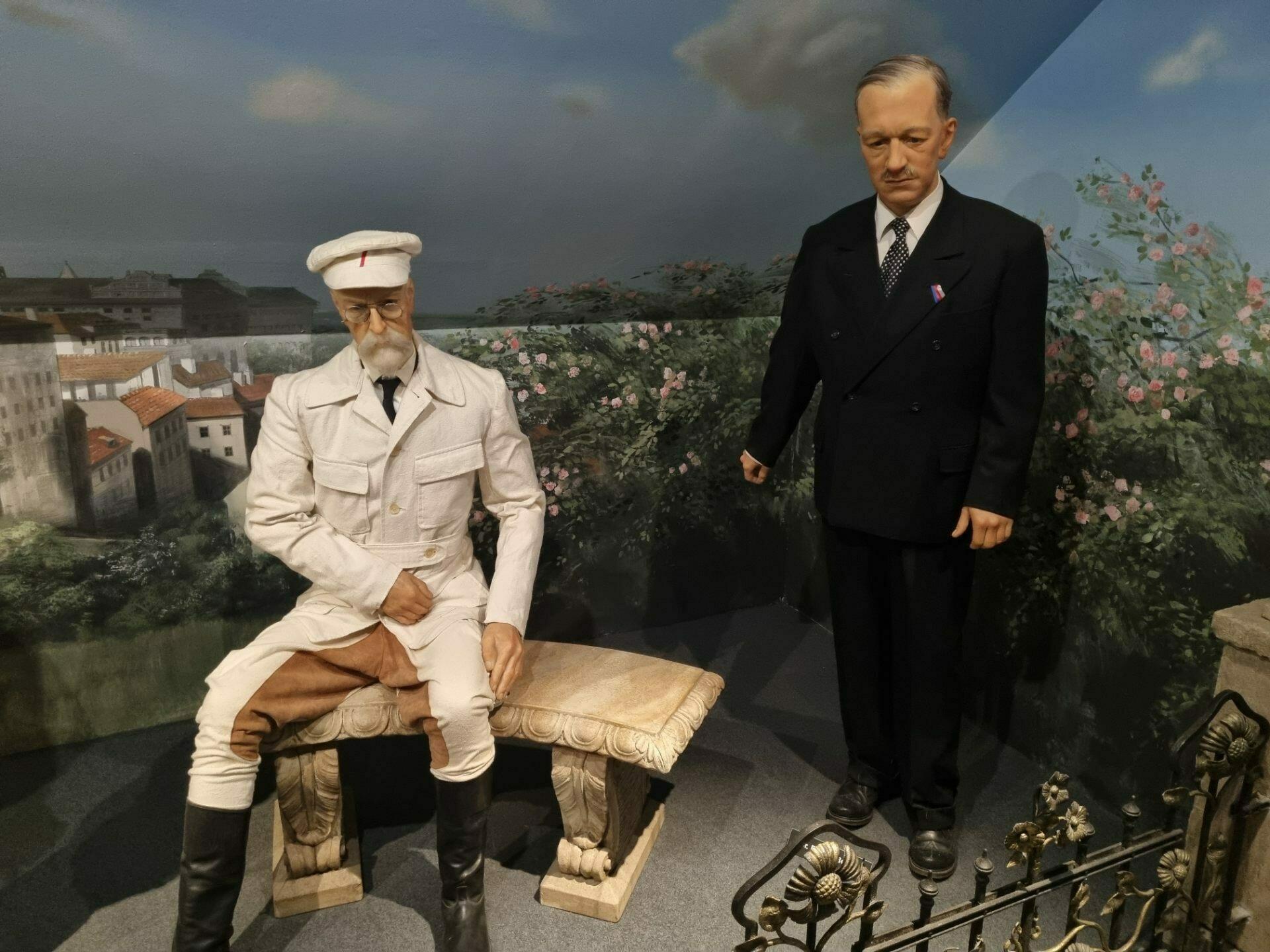 Wax muzeum tip na výlet u místa "Karlštejn" eMimino.cz