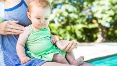 Opalovací krém pro miminka: Jaký vybrat?