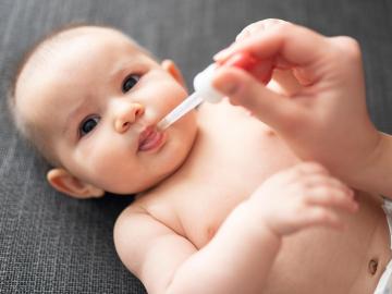 Probiotika: Proč je podávat už od narození?