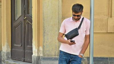 Jak obléct? | Pánská ledvinka, v čem nosit mobil?