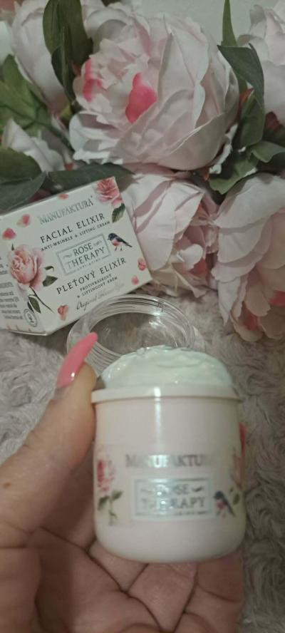 Recenze z kampaně Pocítily testerky změnu po vyzkoušení pleťového elixíru od Manufaktury?