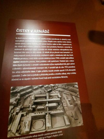 ARMÁDNÍ MUZEUM