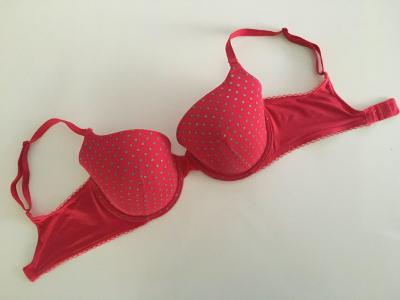 Podprsenka Victoria's Secret, vel. 34 DD (70 DD)
