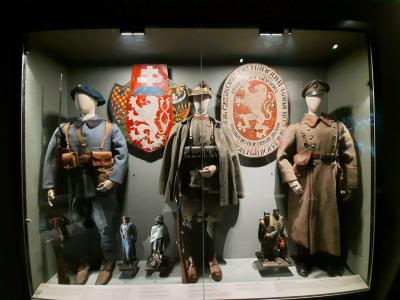 ARMÁDNÍ MUZEUM