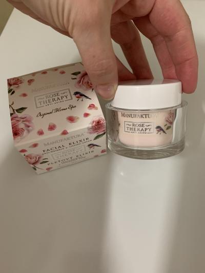 Recenze z kampaně Pocítily testerky změnu po vyzkoušení pleťového elixíru od Manufaktury?