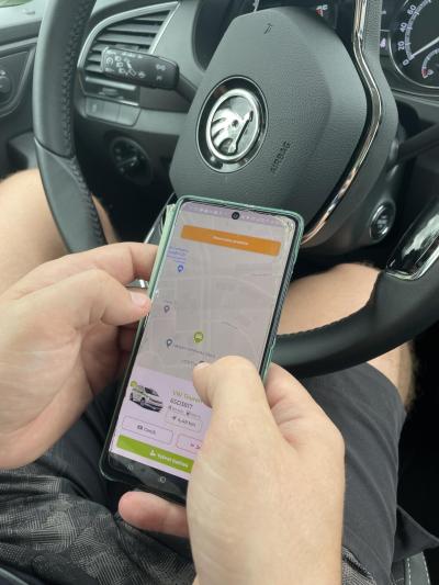 Recenze z kampaně Rodiny s dětmi vyzkoušely carsharing od CAR4WAY. Co si o službě myslí?