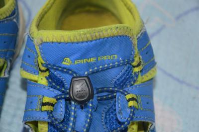 30 letní sandály Alpine Pro