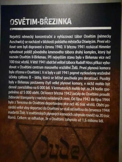 ARMÁDNÍ MUZEUM
