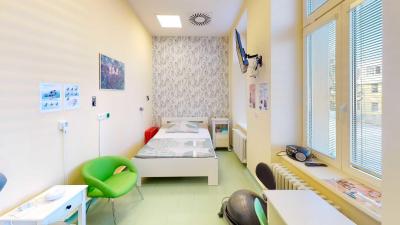 Porodnice Jindřichův Hradec, Nemocnice Jindřichův Hradec, a.s., Gynekologicko-porodnické oddělení: Ukázka jednolůžkového pokoje pro maminky.