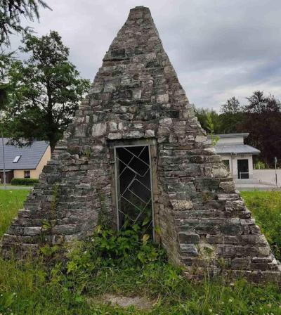 Pyramida
