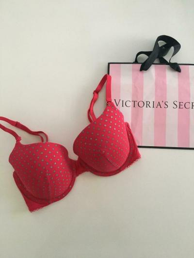 Podprsenka Victoria's Secret, vel. 34 DD (70 DD)