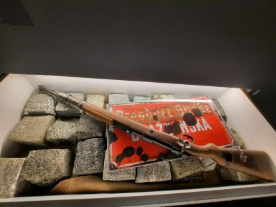 ARMÁDNÍ MUZEUM