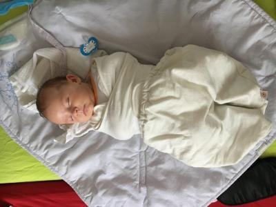 Miminko | Miminko se začalo lekat ve spánku.