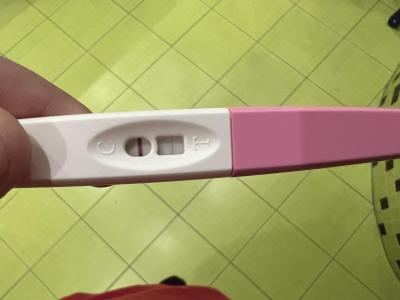 Testování a těhotenský test | Těhotensky test 2 čárka