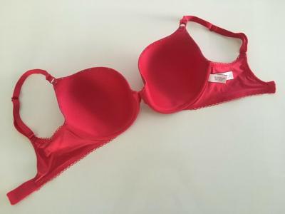 Podprsenka Victoria's Secret, vel. 34 DD (70 DD)