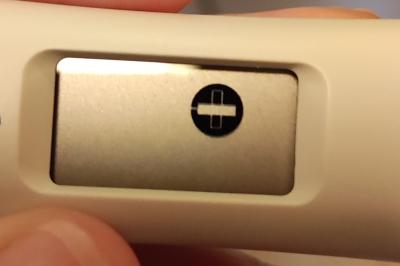 Testování a těhotenský test | Obrys + na clearblue