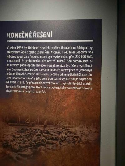 ARMÁDNÍ MUZEUM