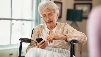 Revoluce v léčbě Alzheimerovy choroby: Vědci vyvinuli vakcínu, která cílí na příčinu nemoci