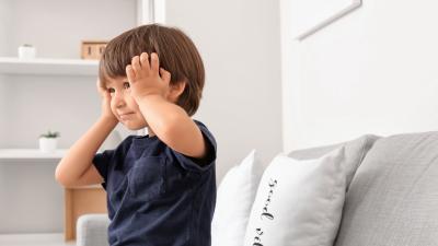 Bolest hlavy u dětí – jaké jsou příčiny a léčba?