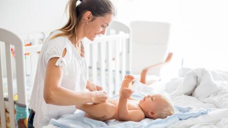 Objevuje se u vašeho miminka ve stolici pravidelně hlen?