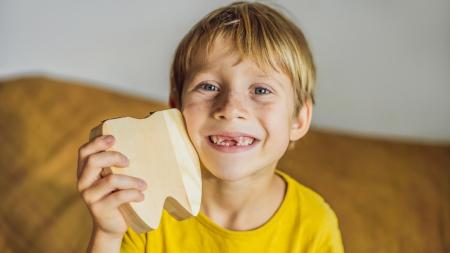 Zkažené zuby dětí: Jak předejít zubnímu kazu?