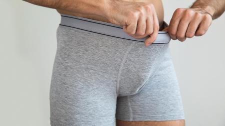 Poprvé jsem selhal v posteli a bojím se, že je to začátek konce intimního života