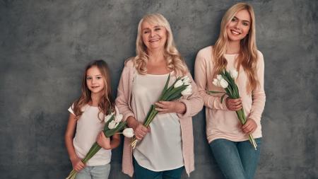 Mezinárodní den žen je víc než jen socialismus a karafiáty. Zjišťuji, že můj odstup je spíš zděděný, než že by za něj mohlo samotné MDŽ